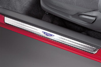 Scuff plate